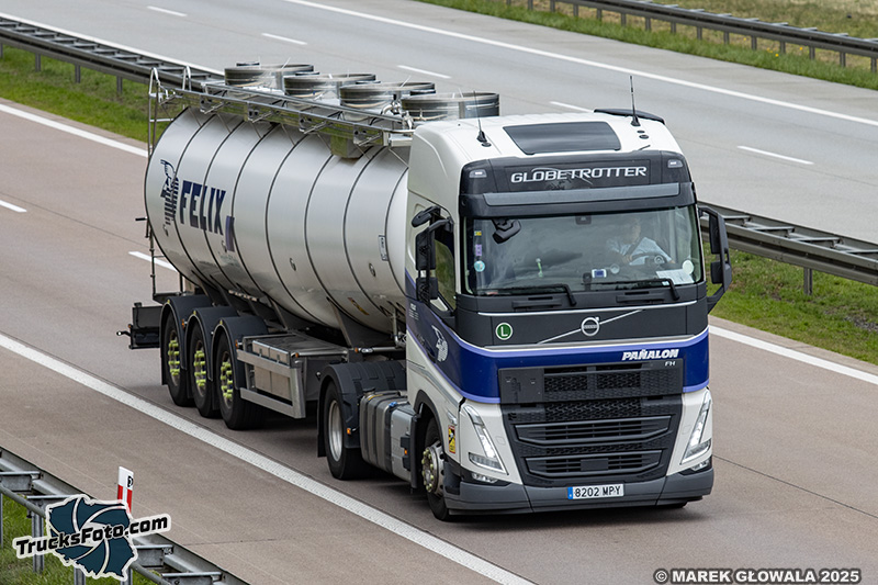 Volvo FH5 - Panalon.jpg
