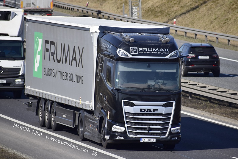 _DSC3031 FRUMAX-crop-DAF XG+.JPG