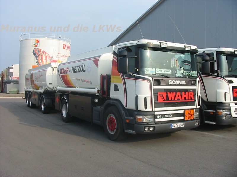 auf dem Firmengelände