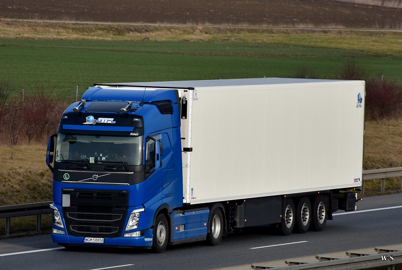 Volvo_FH4_GTFL_PL.jpg