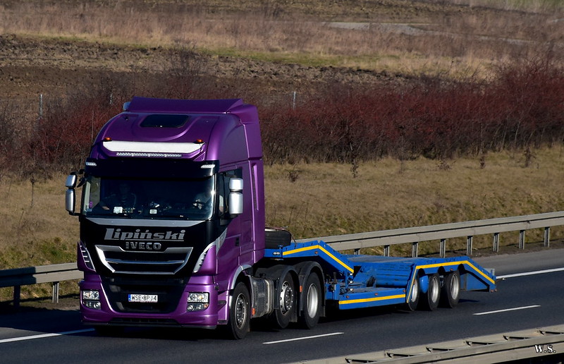 Iveco_HI-WAY_Lipiński_PL.jpg