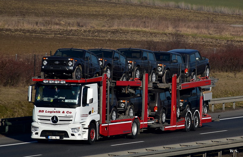 Mercedes-Benz_MP4_BBLogistik_LV.jpg