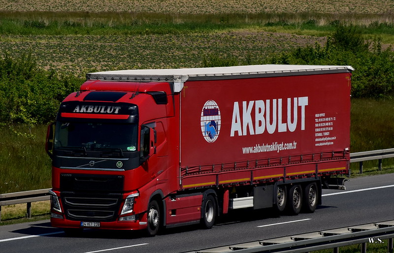 Volvo_FH4_Akbulut_TR.jpg