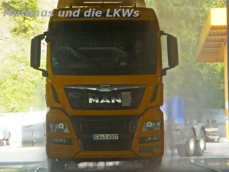 Besuch auf dem Werksgelände in Haiterbach