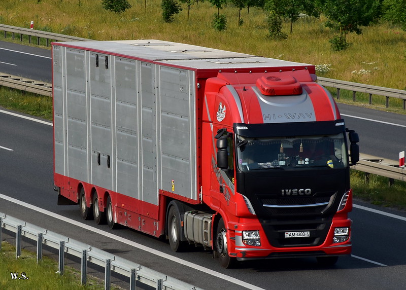 Megasila_Iveco_HIWAY_BY.jpg