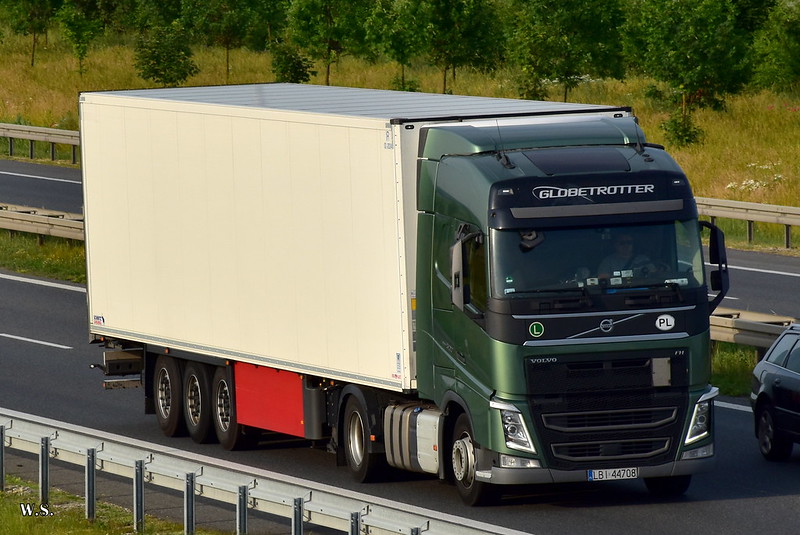Barczuk_Volvo_FH4_PL_!.jpg
