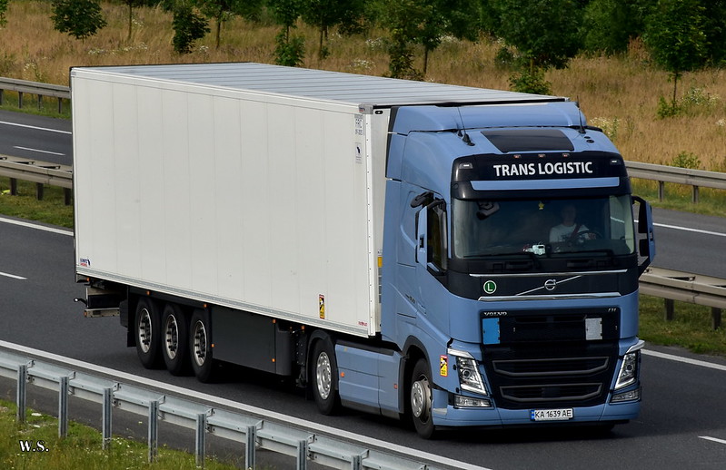 Trans-Logistic_Volvo_FH4_UA.jpg