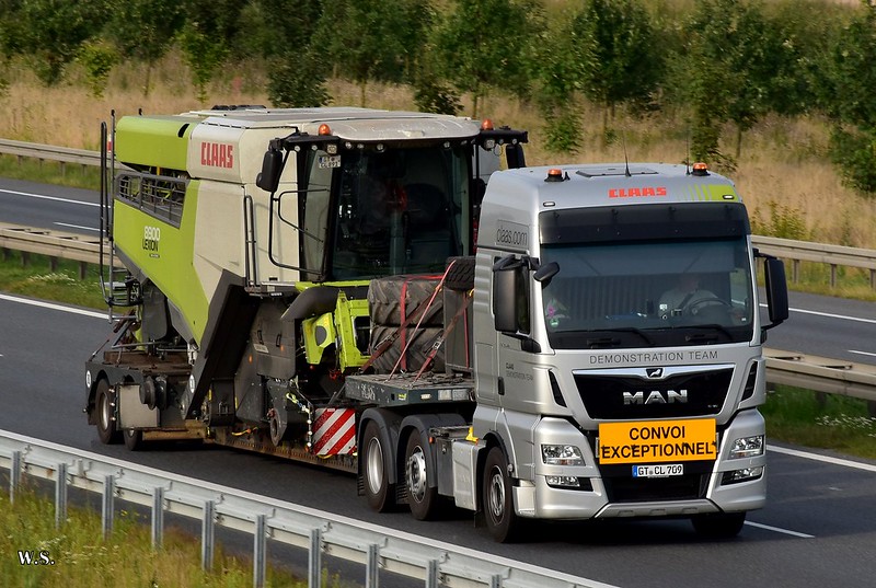 Claas_MAN_TGX_D.jpg