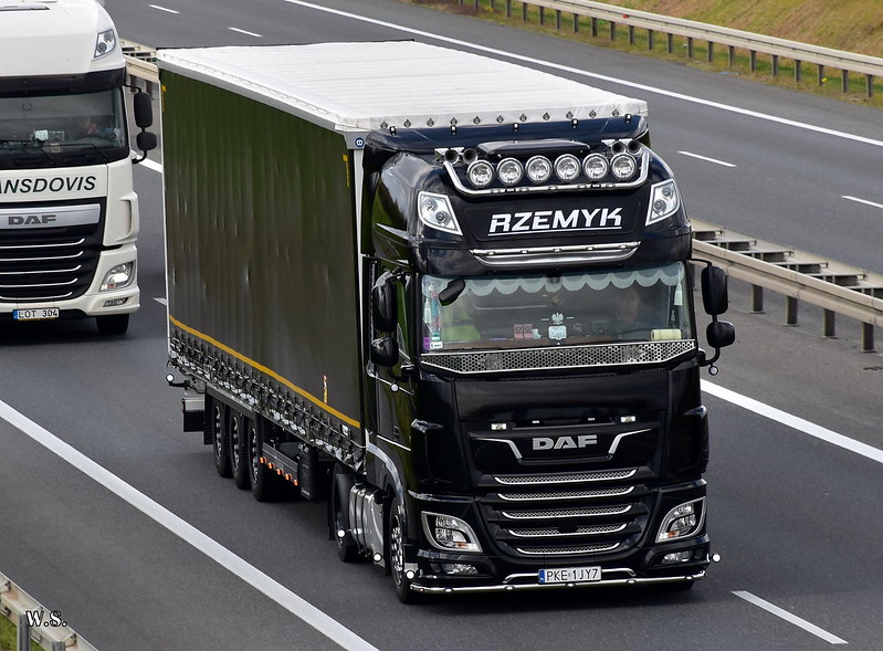 Rzemyk_DAF_XF106_PL.jpg