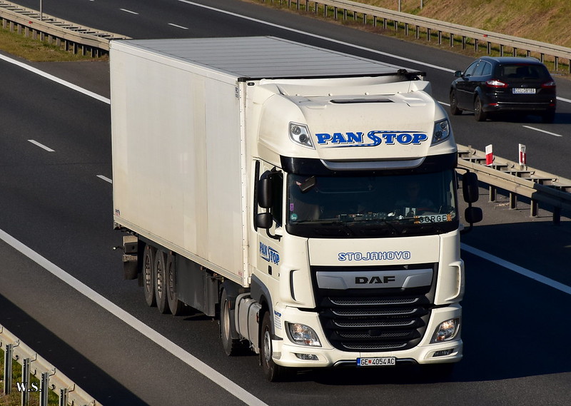 Pan-Stop_DAF_XF106_MK.jpg