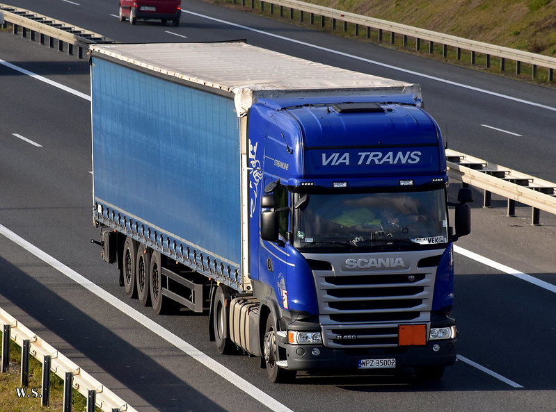 VIA_Scania_R_PL.jpg
