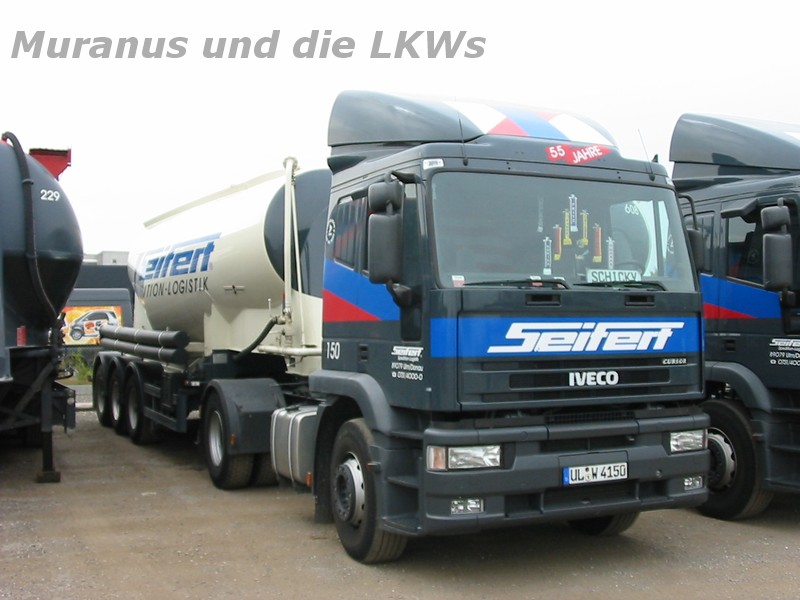 auf dem Firmengelände