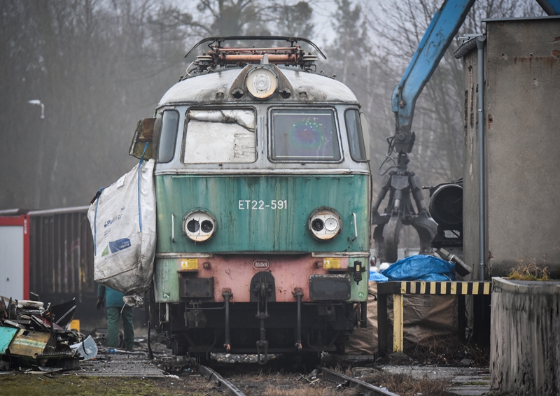 04.02.2022 | ET22-591 | Podczas kasacji na terenie PKP CARGO ( Bydgoszcz Wsch. )
