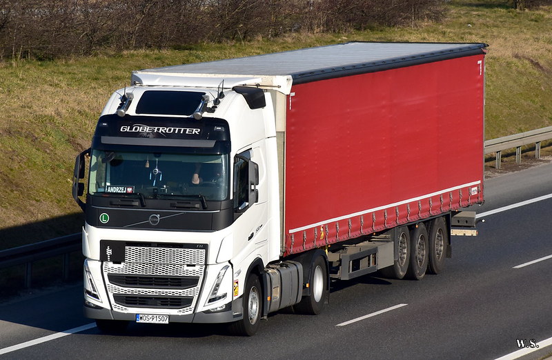 Mierzejewski_Volvo_FH5_PL_2.jpg