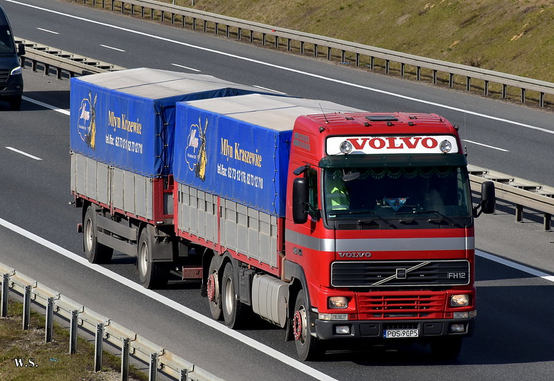 Młyn_Kraszewice_Volvo_FH12_PL.jpg