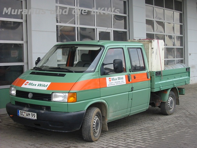 auf dem Firmengelände