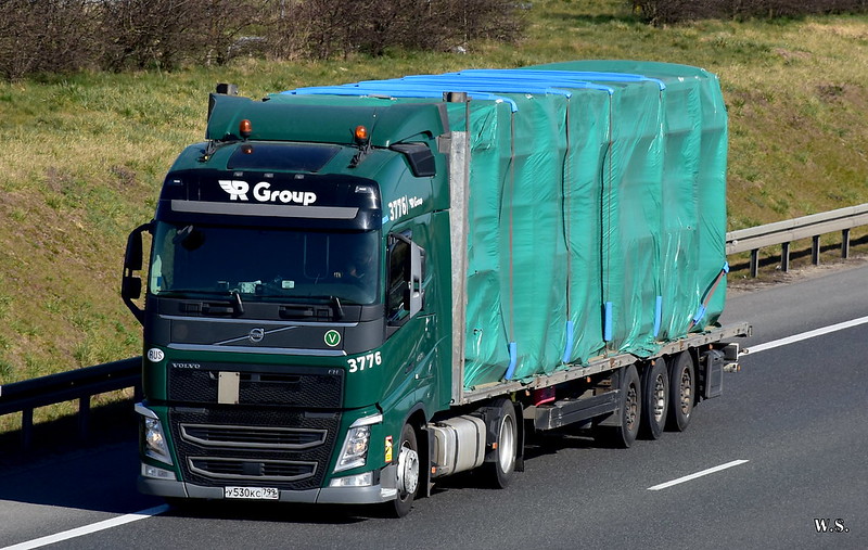 R-Group_Volvo_FH4_RUS.jpg