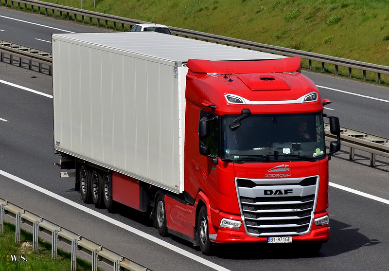 Zadroga_DAF_XG_PL.jpg