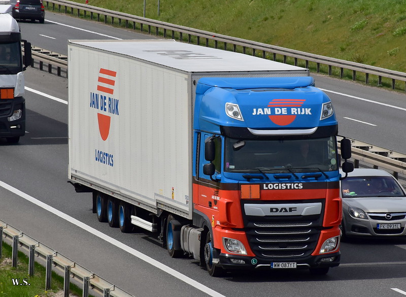 JanDeRijk_DAF_XF106_PL.jpg