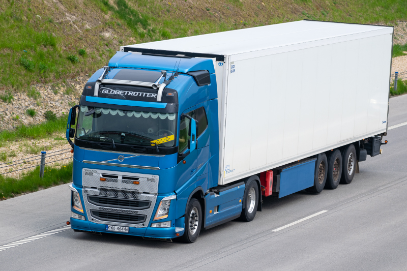 DSC_0006_VOLVO_FH_IV_1.jpg