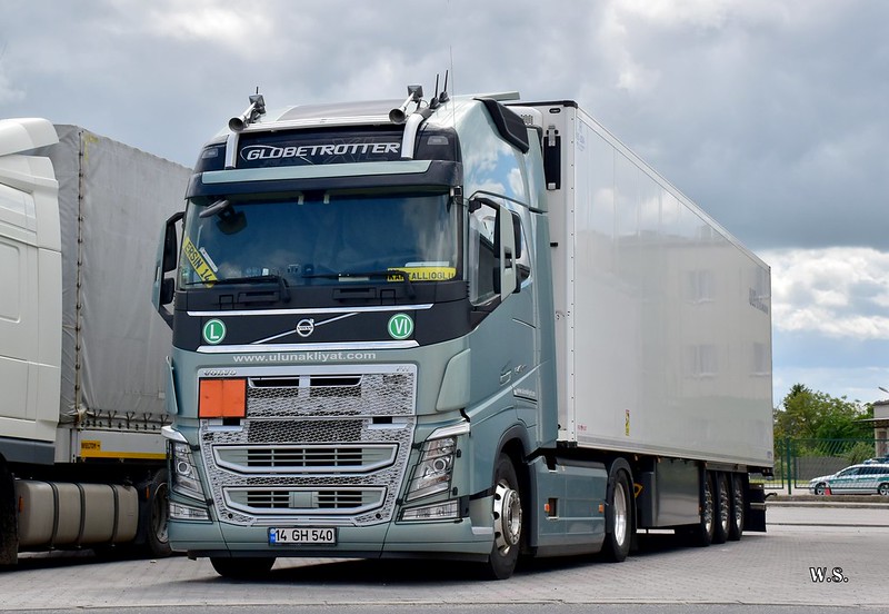 Ulu_Volvo_FH4_TR.jpg