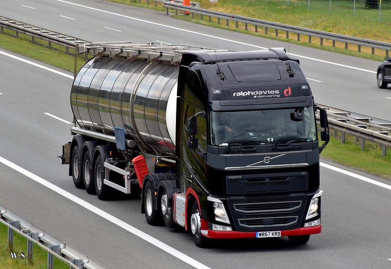 Ralph_Davies_Volvo_FH4_GB.jpg