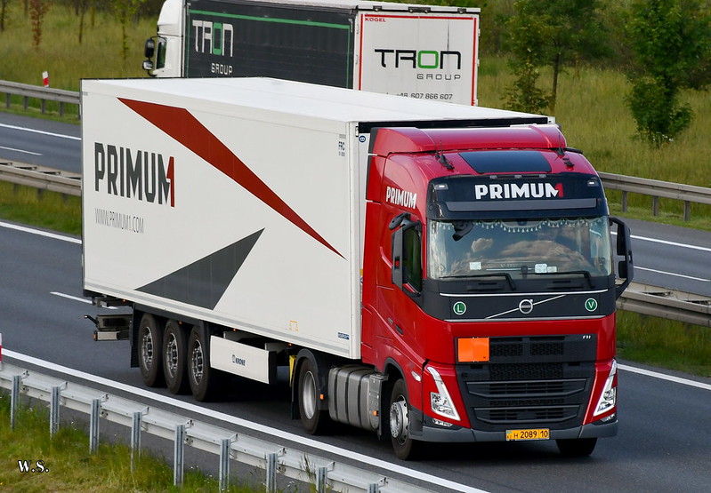 Primum_Volvo_FH5_KZ.jpg