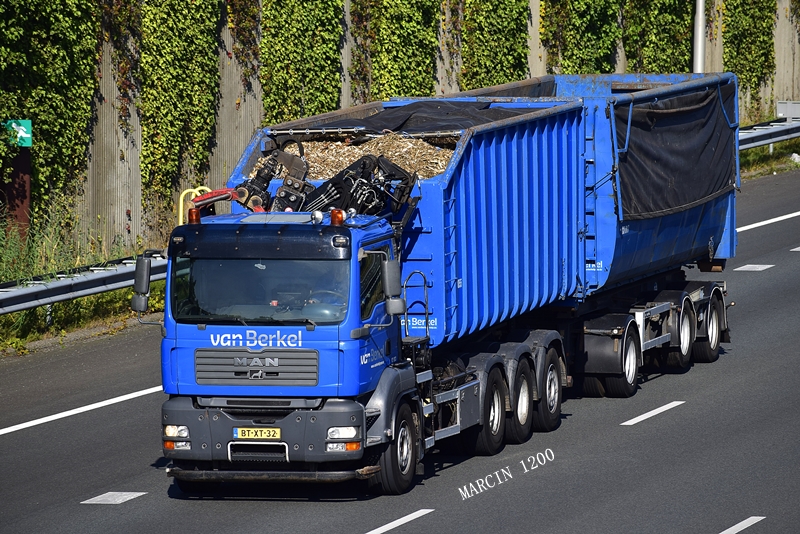 _DSC7219-crop.JPG