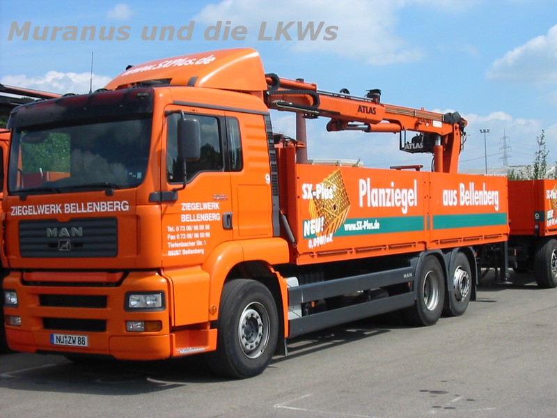 auf dem Firmengelände