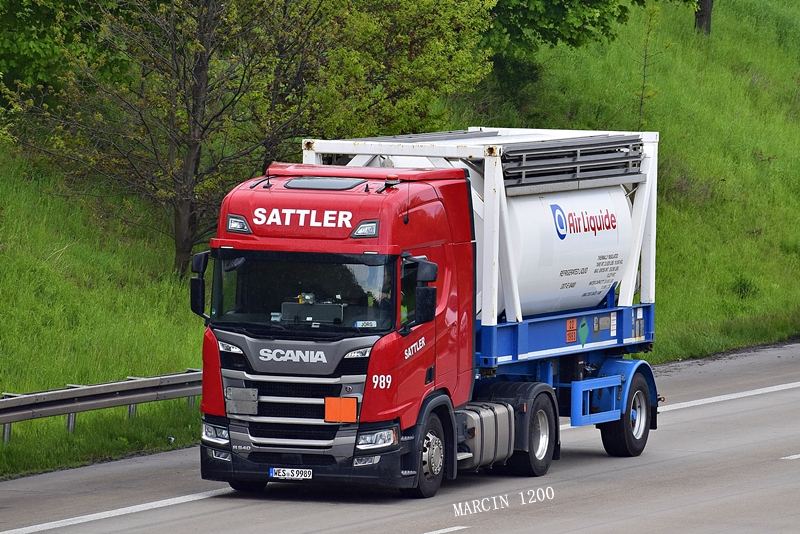 _DSC6975-crop.JPG