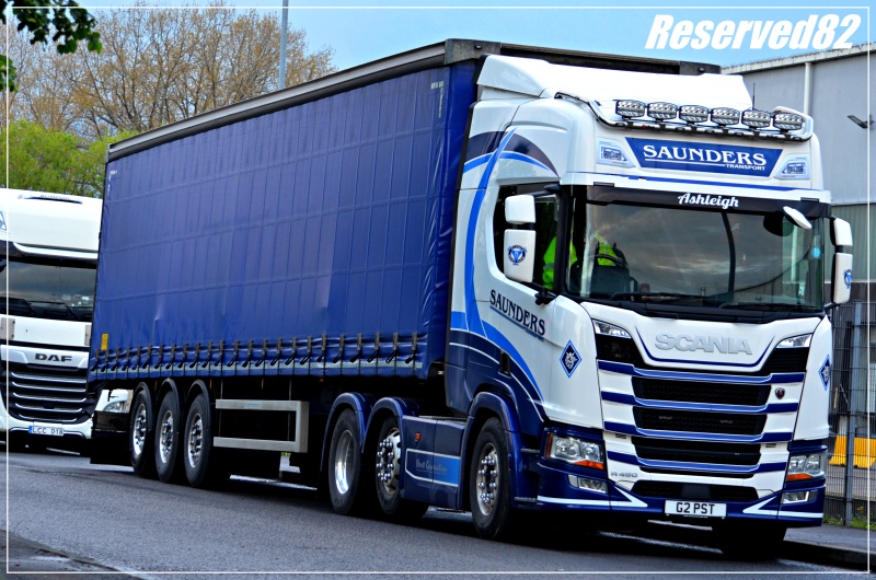 DSC_6416.JPG Saunders.JPG