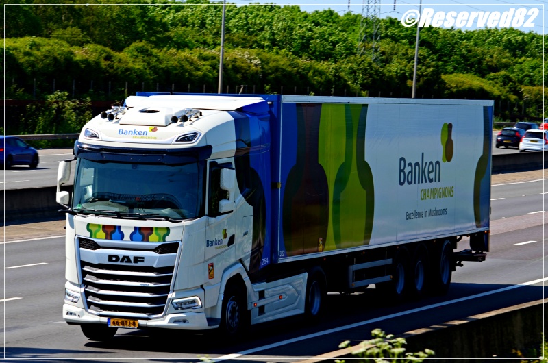 DSC_7252.JPG Banken.JPG