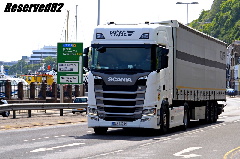 DSC_4108.JPG Probe.JPG