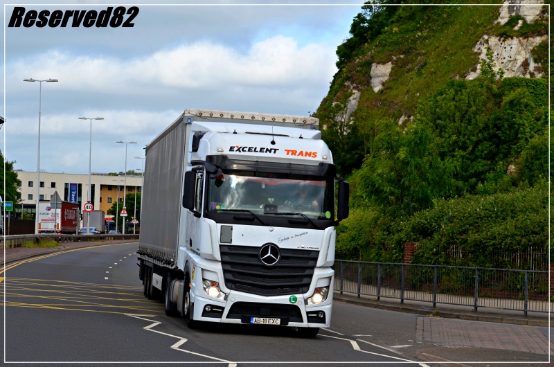 DSC_5569.JPG excelent Trans.JPG