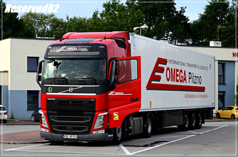 DSC_0237.JPG Omega.JPG