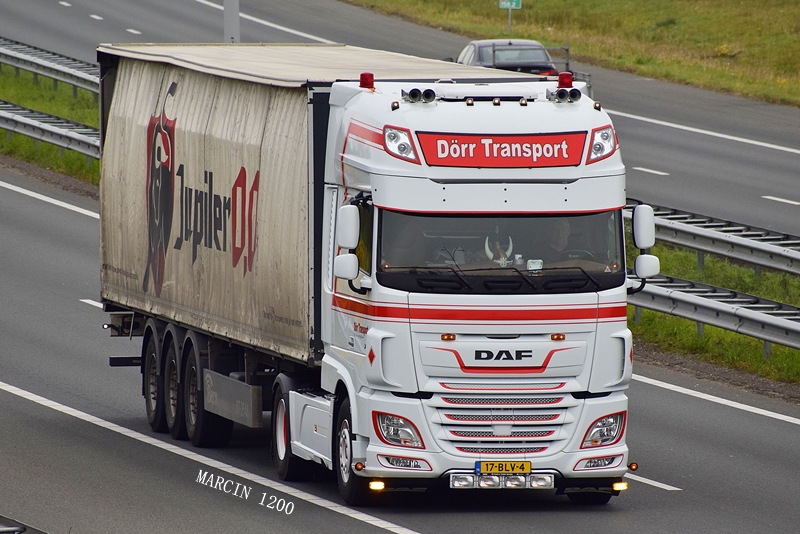 _DSC4249-crop-DAF XF106 II SSC-Dörr Transport.JPG