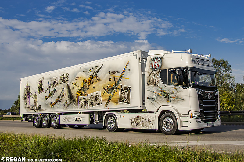 Scania R590 Repiński Transport Nowy Dywizjon 303.jpg
