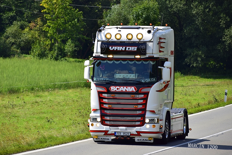 _DSC6128-crop-vands-Scania R Streamline Topline.JPG