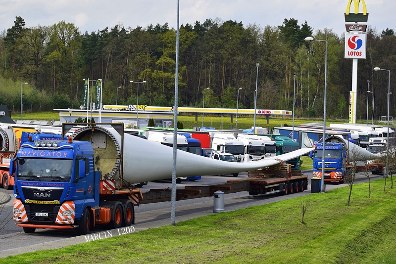 _DSC2930-crop-Navigator-MAN TGX XXL.JPG