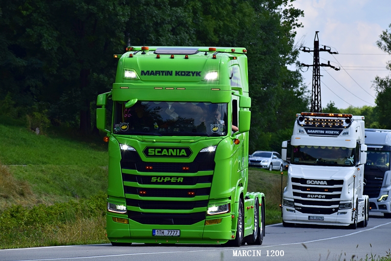 _DSC6172-crop-Scania S NG Highline-Martin Kozyk.JPG