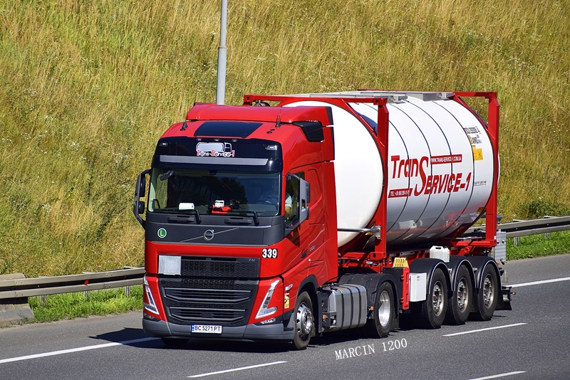 _DSC6013-crop-Volvo FH V Globetrotter-Trans-Service-1.JPG