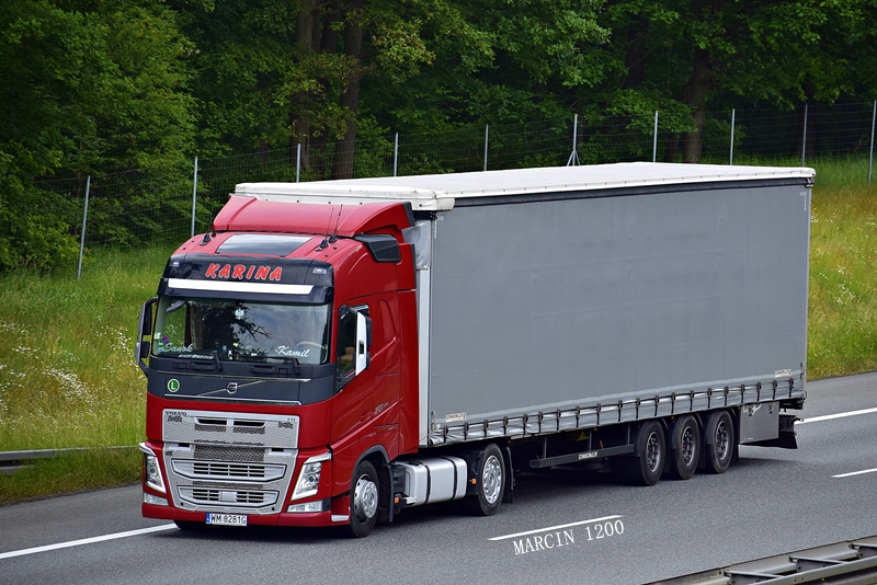 _DSC4468-crop-KARINA-Volvo FH IV Globetrotter XL.JPG