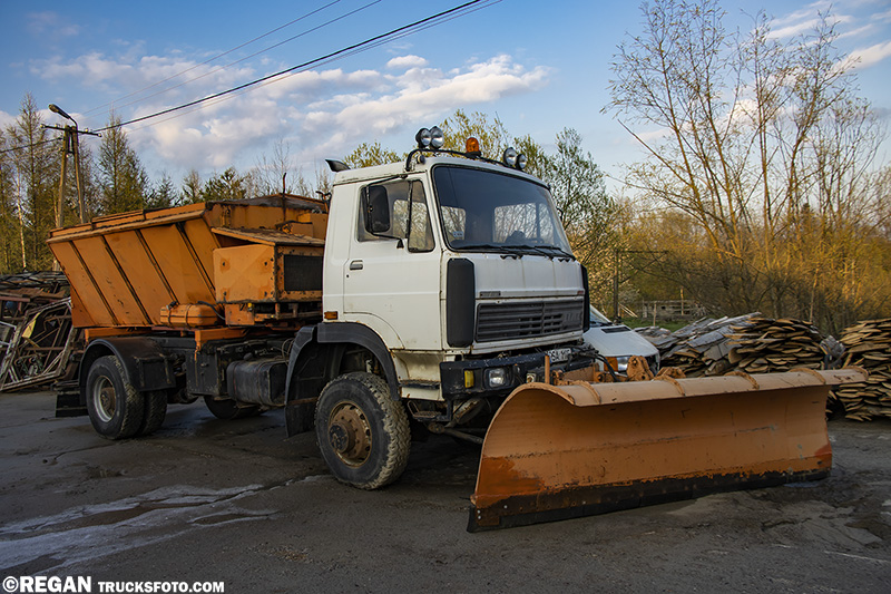 Liaz 110 Turbo - Pługopiaskarka.jpg