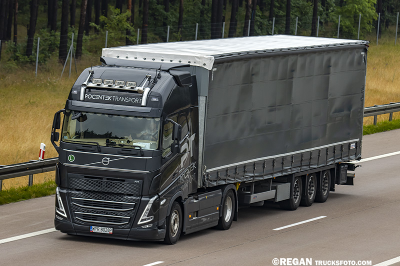 Volvo FH5 Pocentek Transport.jpg