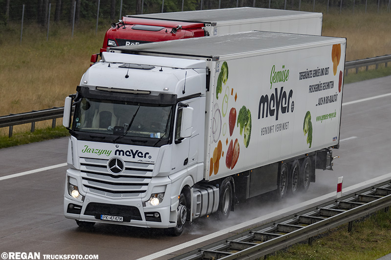 Mercedes-Benz Actros MP4 - Jarzyny Meyer.jpg