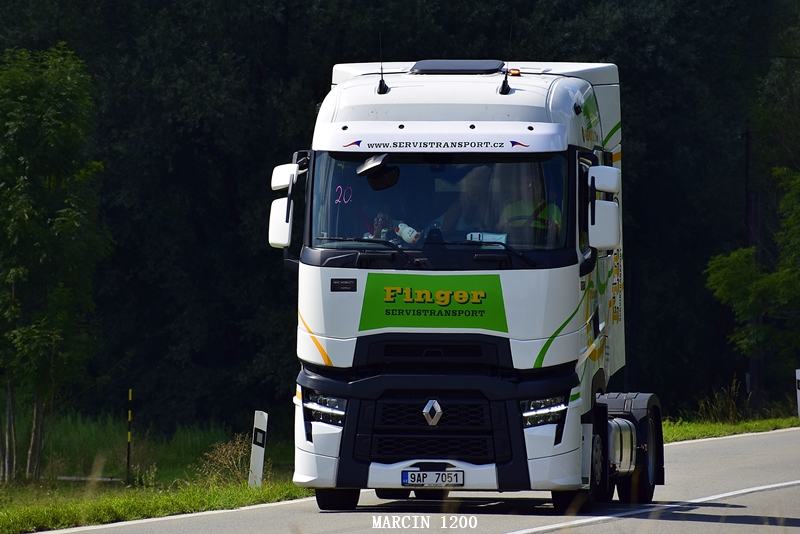 _DSC6199-crop-Finger Transport s.r.o.-Renault Range T Evo.JPG