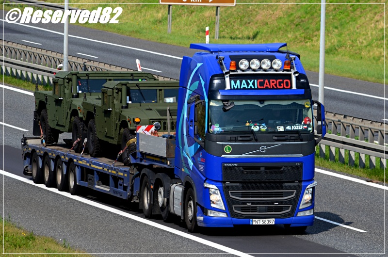 DSC_8550.JPG Maxi Cargo  2.JPG
