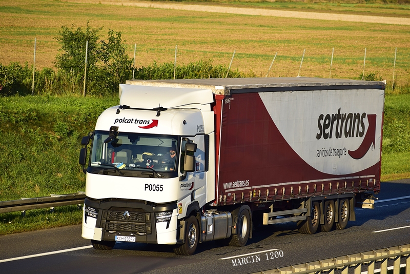 _DSC6734-crop-Polcat Trans-Renault Range T Evo.JPG