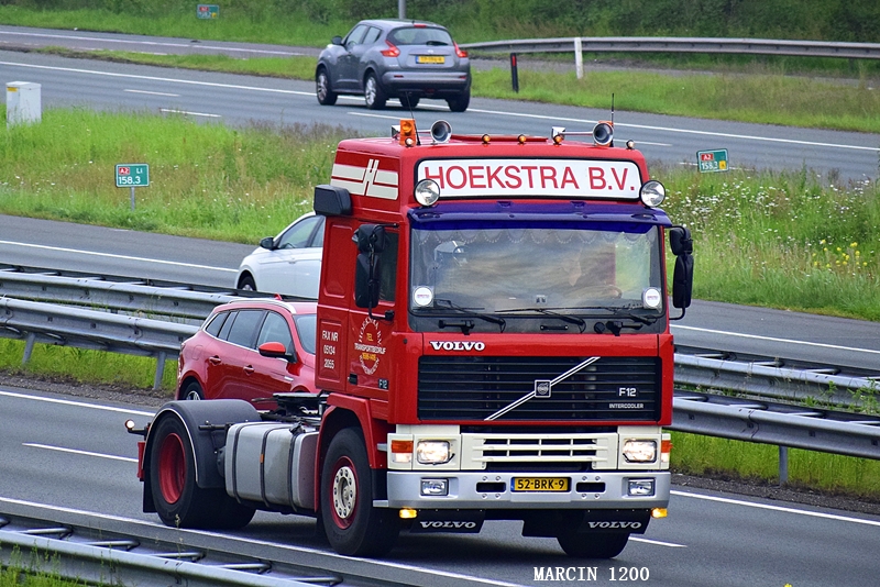 _DSC3658-crop-Hoekstra Idskenhuizen-Volvo F12.JPG