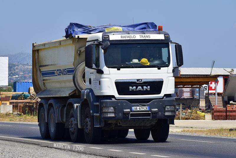 _DSC5363-crop-RAFAELO TRANS-MAN TGX.JPG